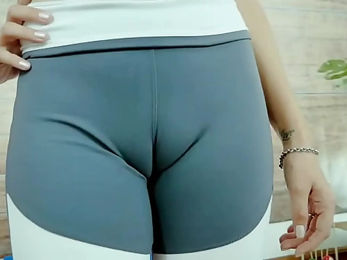 Pointy Cameltoe Taut Stretch pants Blond Working Out