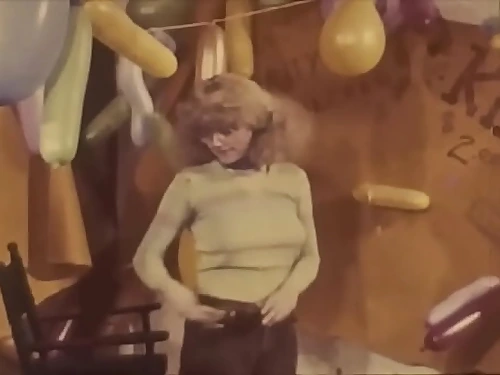 Dark Lantern Entertainment introduces 'A Vintage Christmas Balloon Shop'