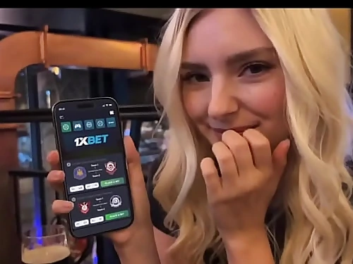 New schoolgirl pick up folks at fitness bar