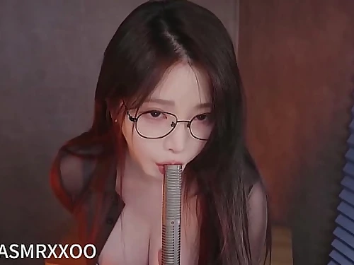 ASMR   Yoonying    The dominant nymph boss falls in enjoy with me